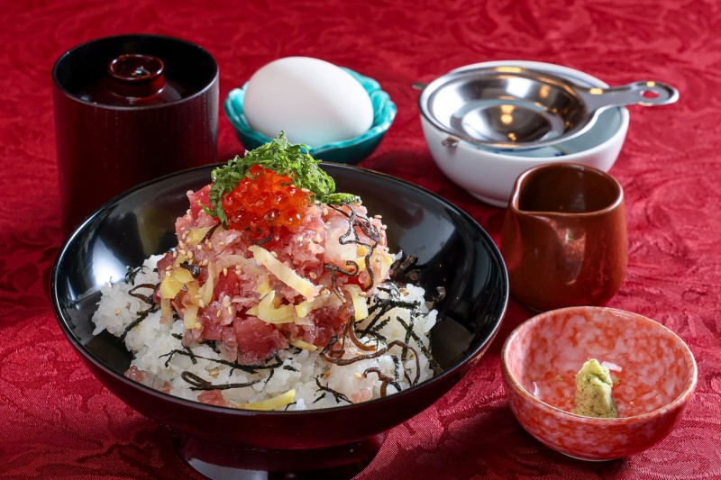 海鮮丼